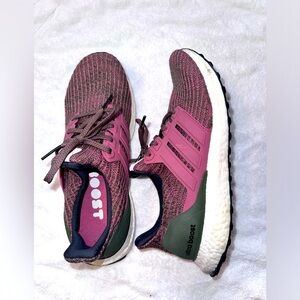 Adidas ultra boost women’s size 9